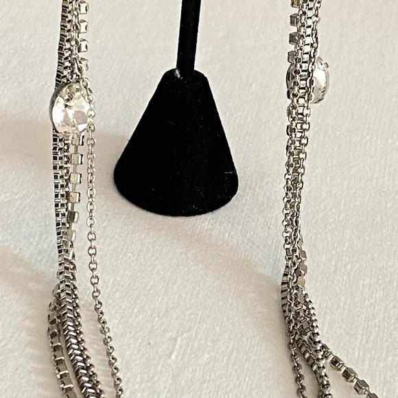 Nett Shoulder Duster Earrings Silver Tone Chains Held By Rhinestone Studded Eyes - Picture 6 of 14